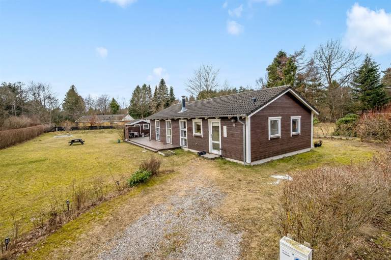 Vacation home with grill & patio in Ebeltoft