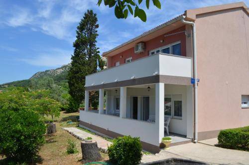 Apartman Draga Bašćanska
