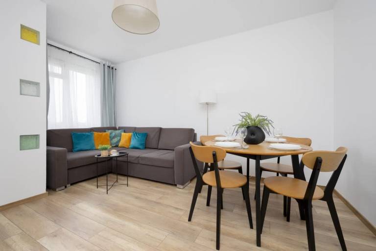Apartment with fast internet in Warsaw