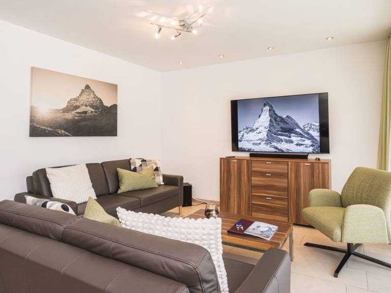 Fully equipped rental apartment with garden & patio | Mountain view | Ski nearby | Dogs allowed — photo 4