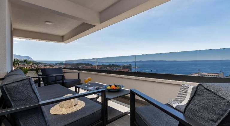 Nice apartment | Beach nearby | Pets allowed in Tucepi