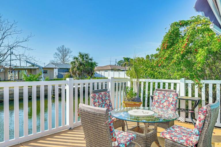 Apartment  Spring Hill