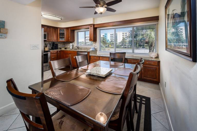 100D - 2BR/2 Bath at Seaspray Condos on Okaloosa Island, Fort Walton Beach, Fl — photo 4