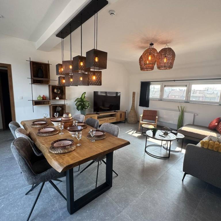 House Charleroi