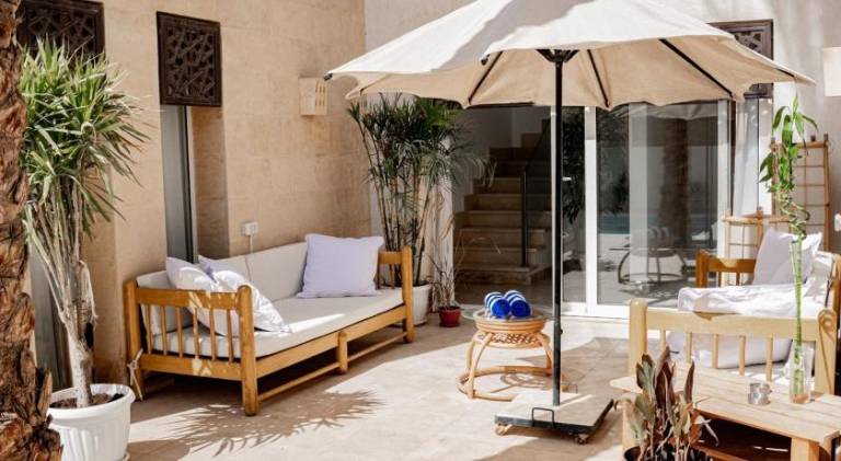 Big vacation home with pool | Pet-friendly — photo 4