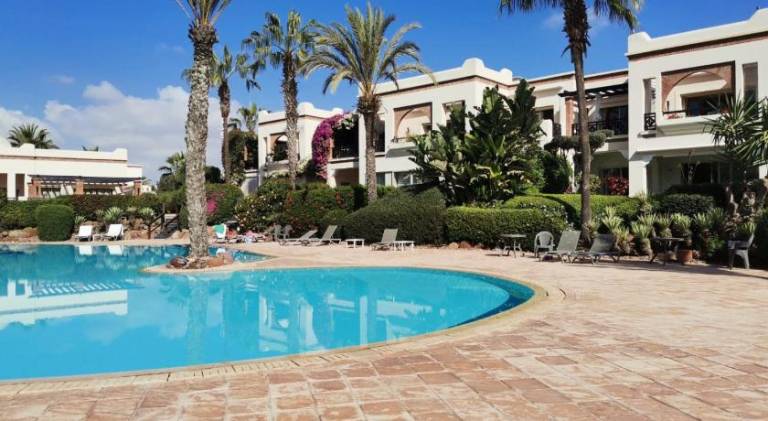Villa with pool — photo 3