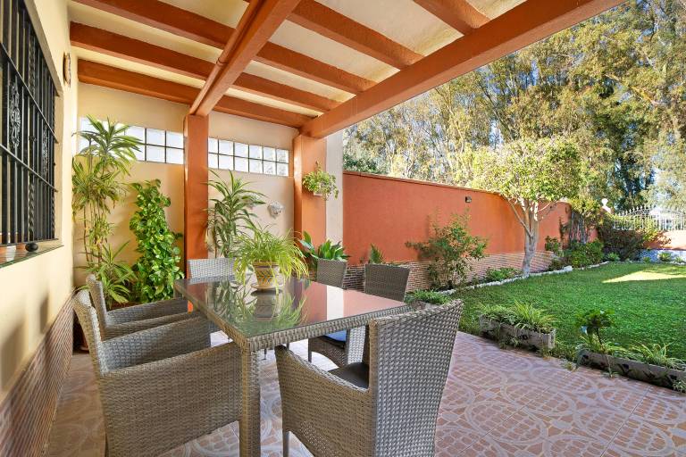 Villa 'Valdelagrana' with Shared Pool, Wi-Fi and Air Conditioning — photo 2