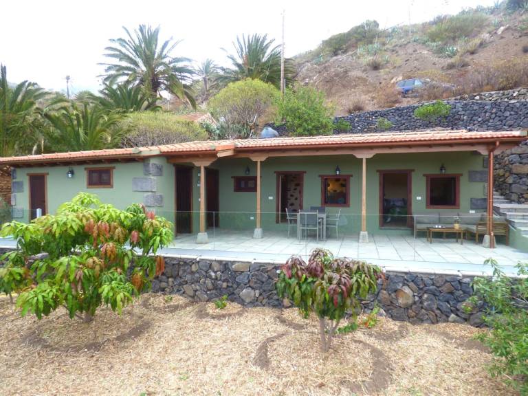 Ferienhaus in Tazo, Alojera f&uuml;r max. 4 Personen am Atlantik