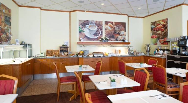 Taste Smart Hotel Lampertheim — photo 2