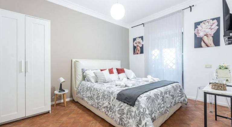 Zurria Home Apartment in the center with garden in Catania