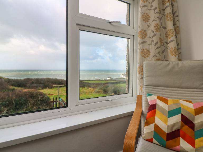 Family-friendly lovely cottage with yard & barbeque | Beach view | Close to the beach | Dogs allowed — photo 5