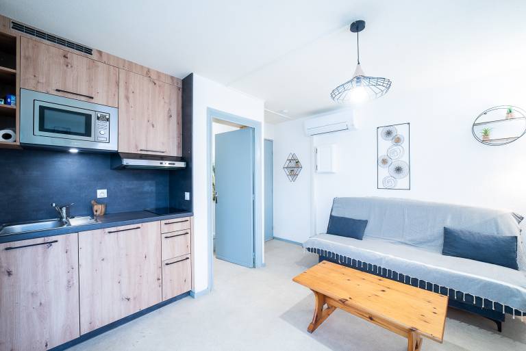 Rental apartment with garden & patio — photo 4