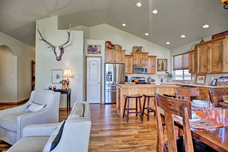 Polished McMinnville House < 2 Mi. from Town! — photo 5