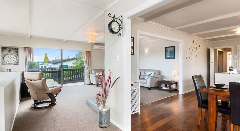 Ample vacation home | Pet-friendly — photo 3