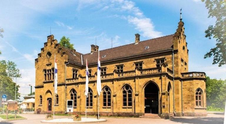 Apartment with 2 rooms for 6 persons in Stuttgart