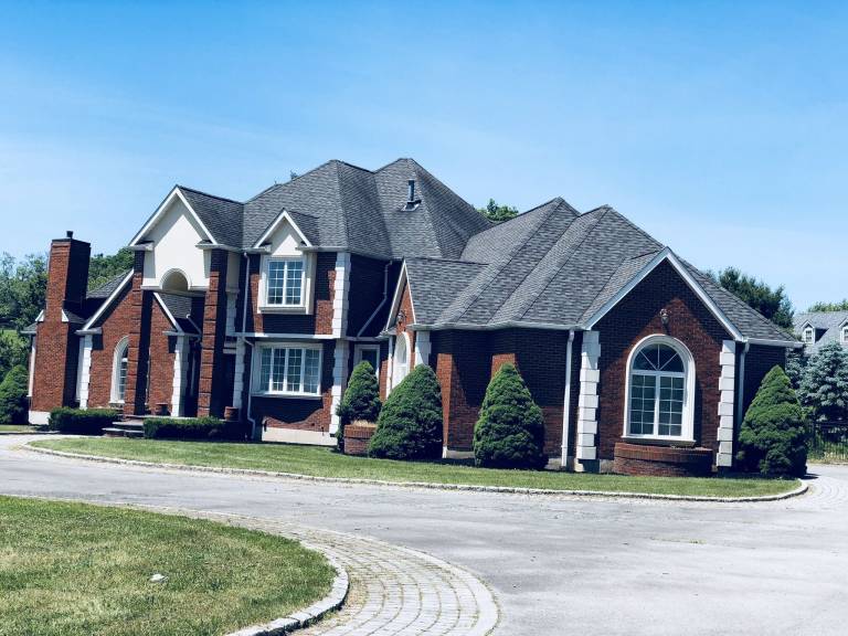 House  Middletown