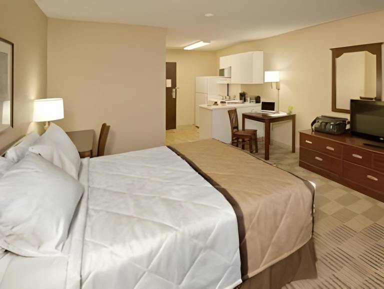 Extended Stay America Select Suites - Birmingham - Inverness in Birmingham, AL