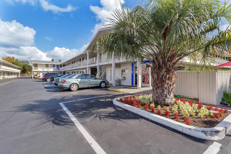 Motel 6 Santa Rosa - South — photo 5