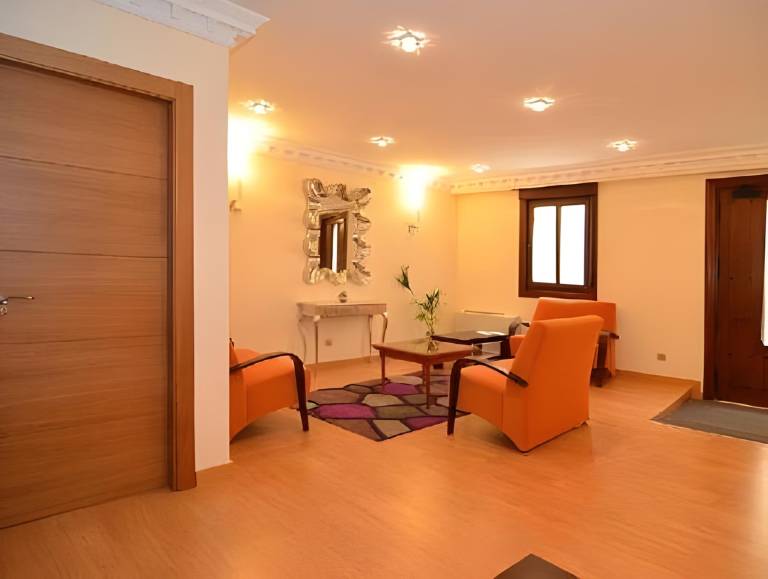 Apartment with garden, pool & patio | Suitable for remote work | Pets are welcome — photo 4