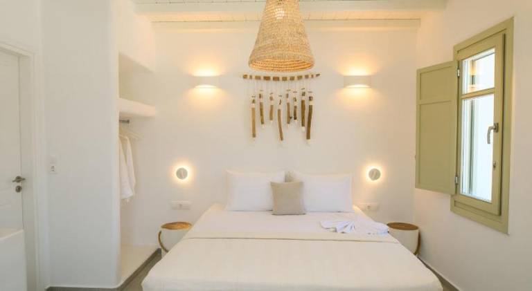 Beautiful serviced apartment with patio | Close to the beach | Dogs allowed in Naxos