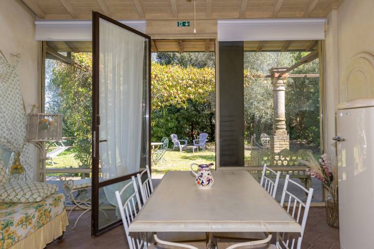 San Giovanni R. Apartment 2 Franca with Private Garden, Wi-Fi & Air Conditioning — photo 4