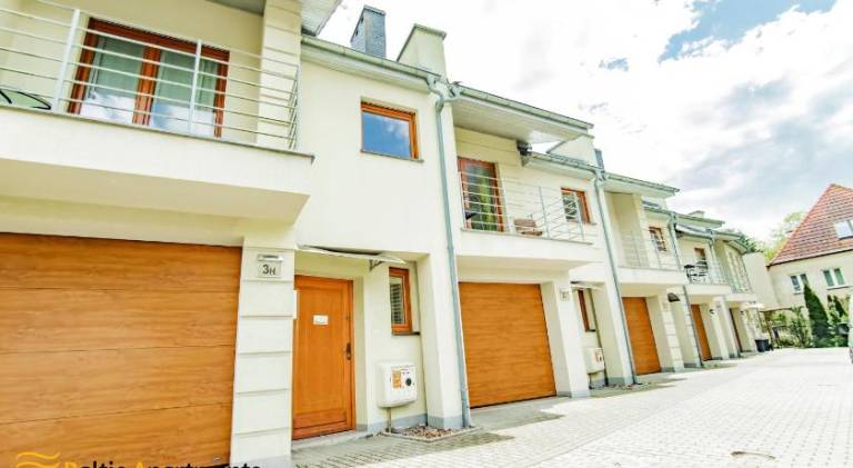 Beautiful rental apartment with patio & yard | Pets allowed in Swinoujscie