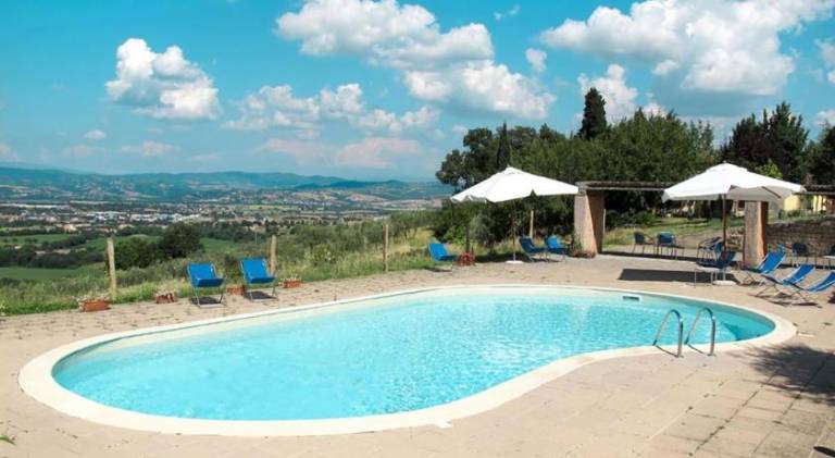 Pleasant vacation home with pool | Pets allowed — photo 2