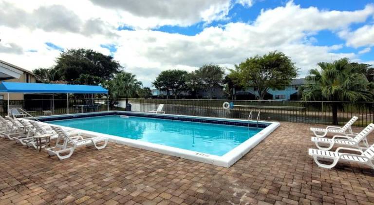 Beautiful holiday apartment with pool | Pets allowed — photo 2