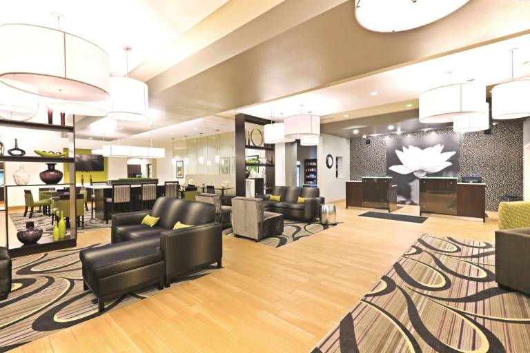 La Quinta Inn & Suites by Wyndham Billings — photo 3