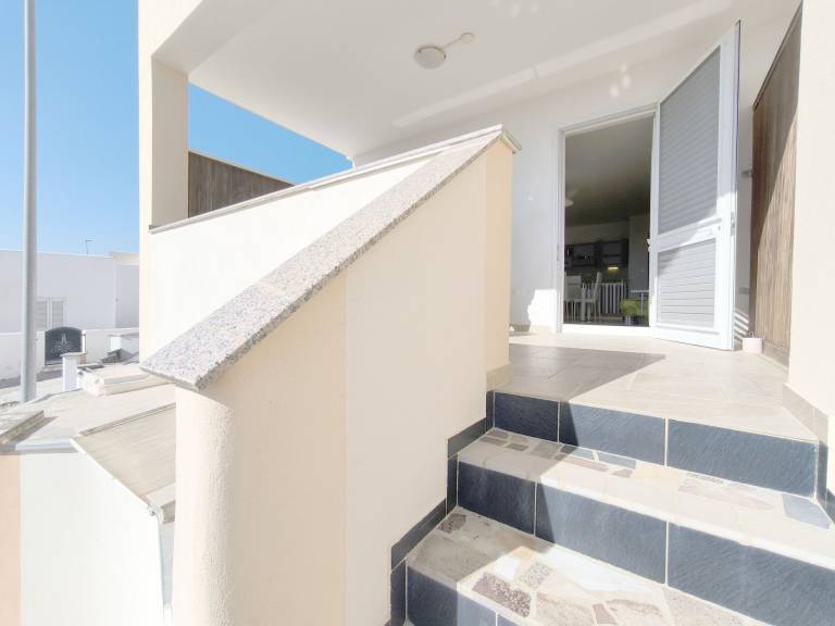 House with terrace | Sea view — photo 2