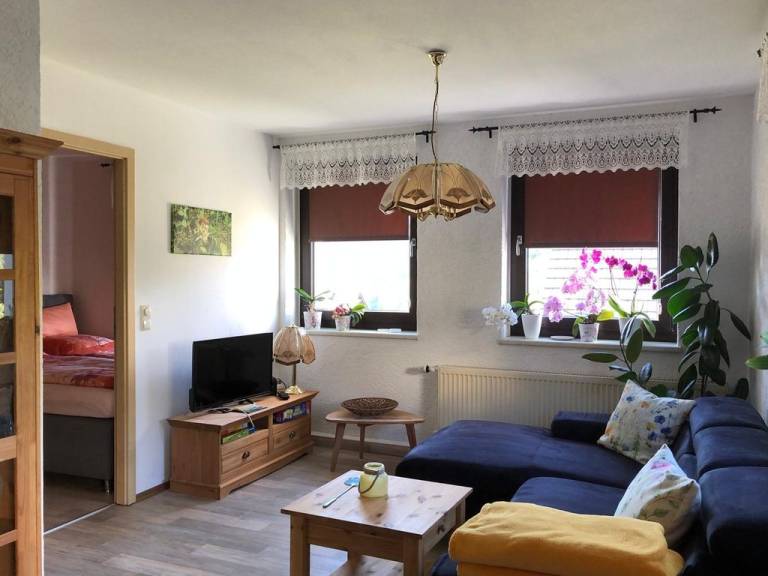 Fewo 2 Schlafräume Wohnbereich mit Kamin