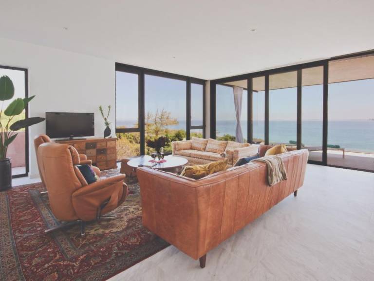 Red Rock Ocean View Villa Baywatch Apartment