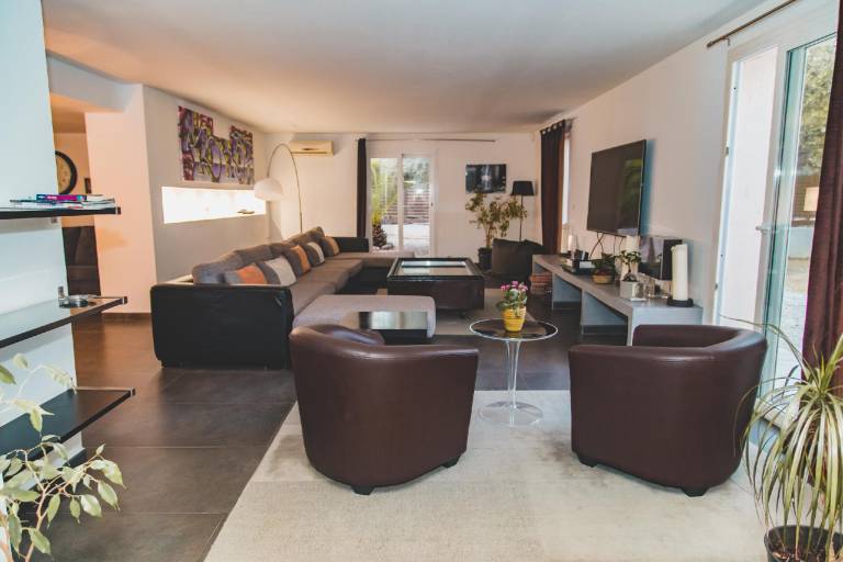 Lovely house with pool & terrace | Pets are welcome — photo 4