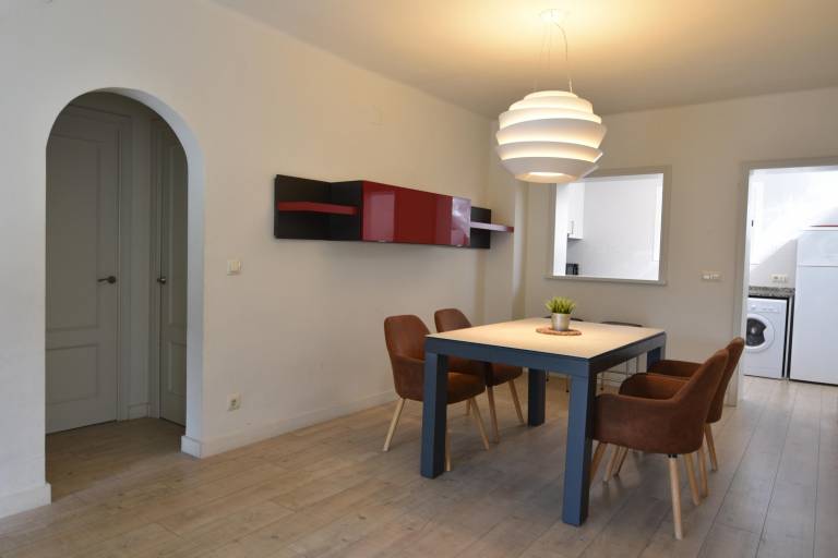 Apartment with terrace & garden — photo 3