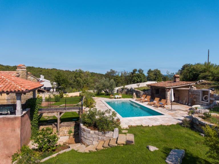 Villa with terrace, barbecue & private pool | Sea view — photo 5