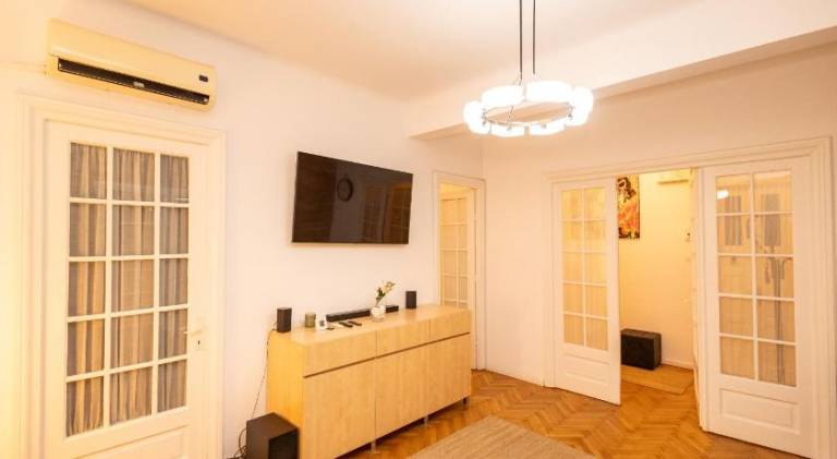 Apartment | Near Stavropoleos Monastery — photo 2