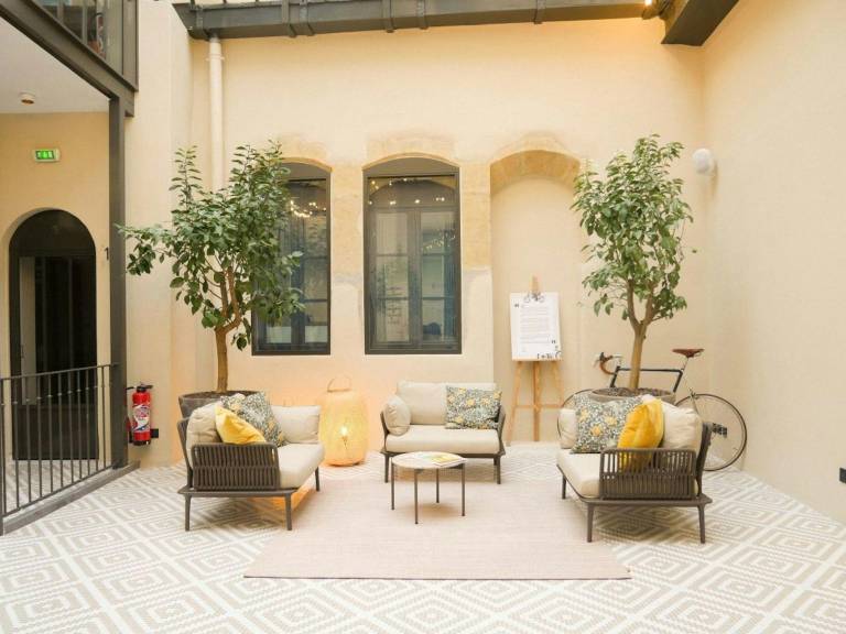 Le Phenix Hotel — photo 5