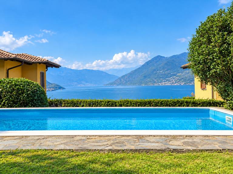 Ferienhaus mit Hund in Germignaga, Brezzo di Bedero für max. 5 Personen Ferienhaus mit Hund in Germignaga, Brezzo di Bedero für max. 5 Personen