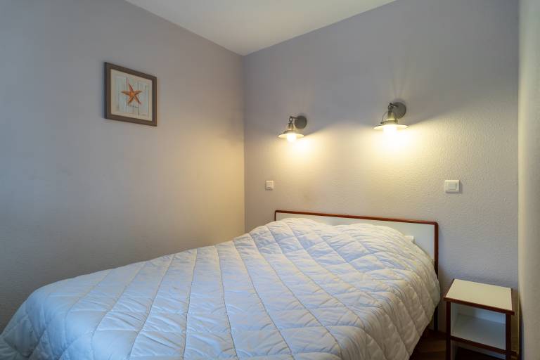 Children-friendly rental apartment with yard & heated pool | Sea view | Next to the beach | Pets are welcome — photo 5