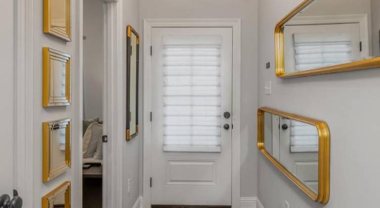 Fully equipped beautiful vacation home with yard, patio & barbecue | Perfect for remote work | Pet-friendly — photo 3