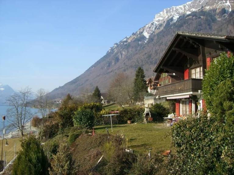 Ferienwohnung mit Hund in Oberried am Brienzersee, Interlaken für max. 4 Personen Ferienwohnung mit Hund in Oberried am Brienzersee, Interlaken für max. 4 Personen