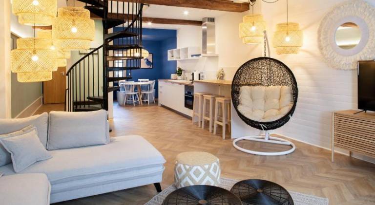 Holiday apartment with 2 rooms for 5 persons in Chenove