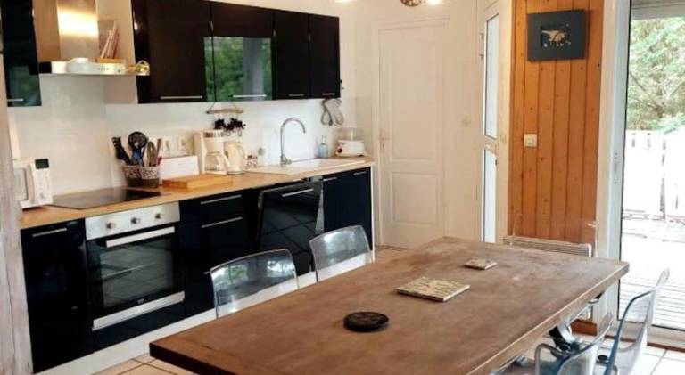 Villa with 5 rooms for 8 persons — photo 4