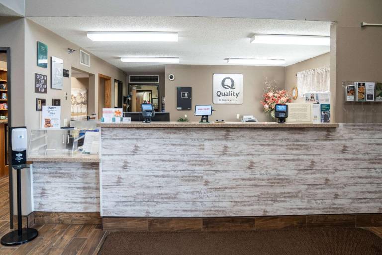 Quality Inn & Suites Watertown near Prairie Lakes Ice Arena — photo 5