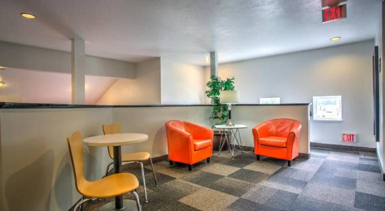 Motel 6 Bozeman, MT — photo 4