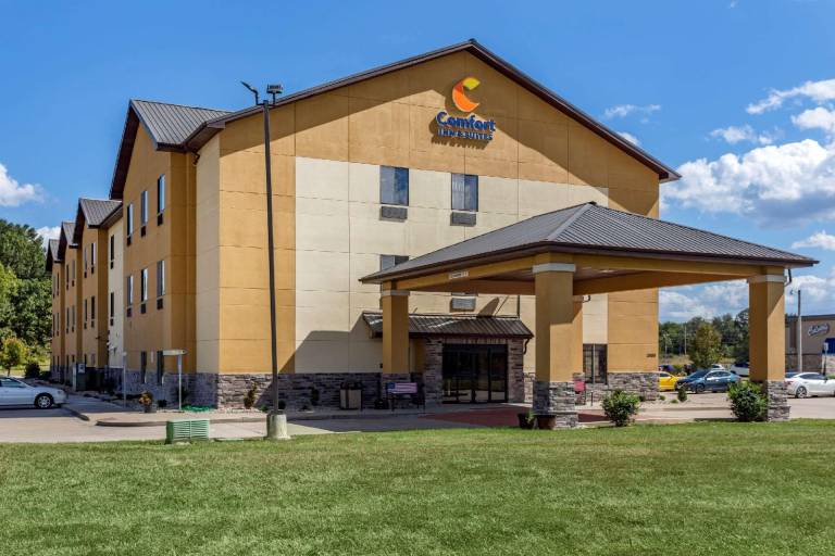 Comfort Inn & Suites Carbondale University Area — photo 2