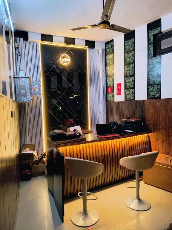 THE CORBETT CAVES INN in Ramnagar