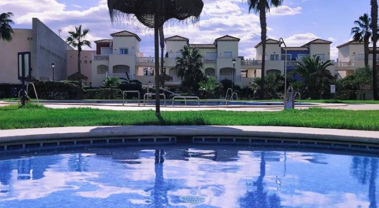 Holiday apartment with pool | Close to the beach | Pets are welcome — photo 3