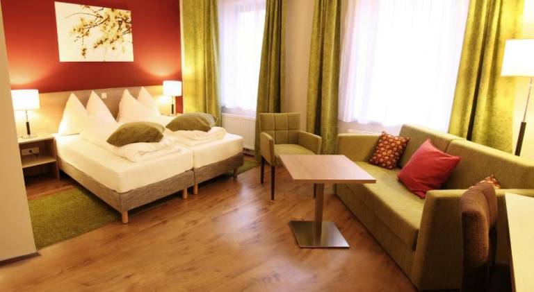 Gasthof Schmolz mit Ubernachtung im Hotelzimmer