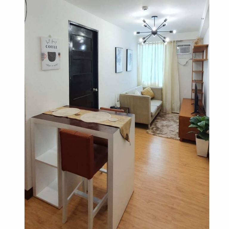 Condo Sasa